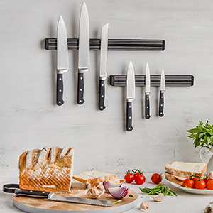 https://www.rewardhospitality.com.au/Images/ContentImages/knives-buying-guide-thm.jpg